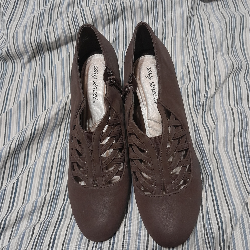 EasyStreet 🐨 MARY JEANS women shoes